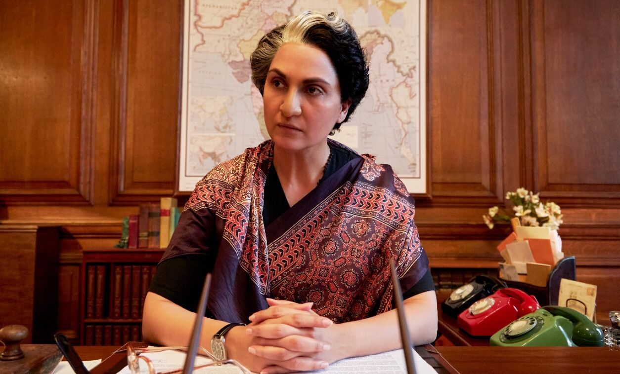 Lara Dutta bags the Best Actress in a Supporting Role at DPIFF, thanks Pooja Entertainment and the  team Bellbottom!