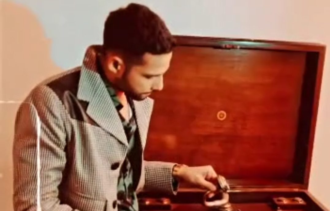 Siddhant Chaturvedi posts a retro reel on Mithun Chakraborty song ‘Jimmy Jimmy’ from ‘Disco Dancer’!