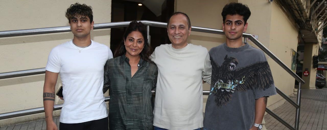 APV organised a special screening of ‘Jalsa’ for the family of the cast and crew in Mumbai!