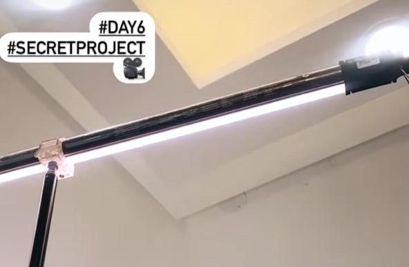 Mozez Singh teases fans with a short glimpse of his ongoing project set!