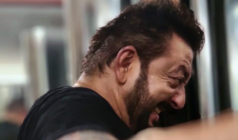 A dream come true moment for Sanjay Dutt’s fan!