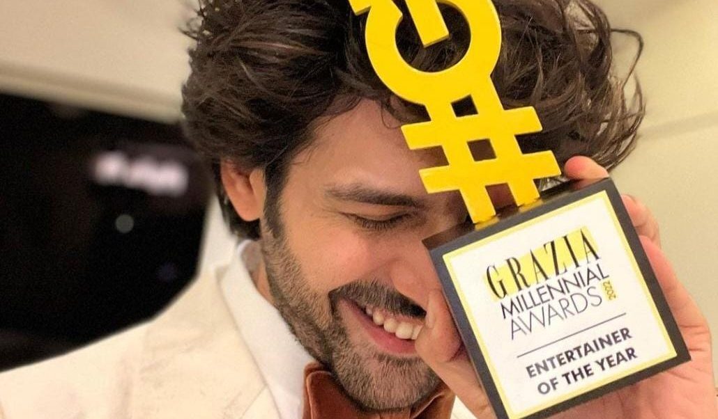 Kartik Aaryan and Ranveer Singh win awards for their latest performances in ‘Dhamaka’ and ’83’, respectively!