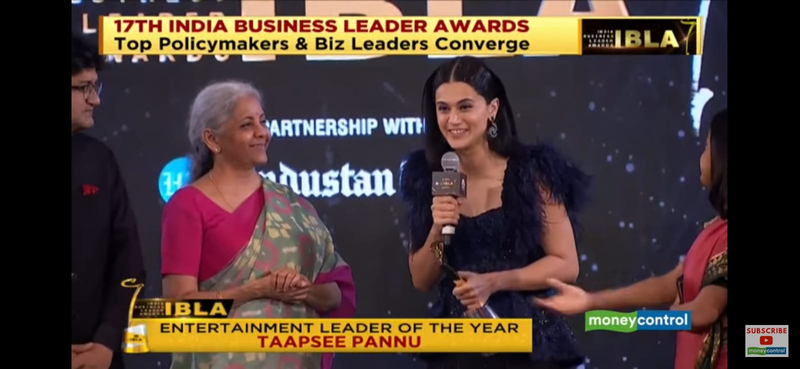 Taapsee Pannu bags the prestigious ‘Entertainment Leader award’!