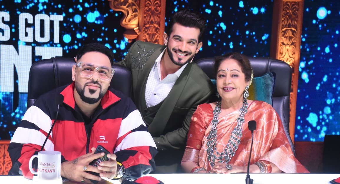 IGT to celebrate the ‘Judges Special’ while the con testants put their ‘Best Foot Forward’ this weekend!