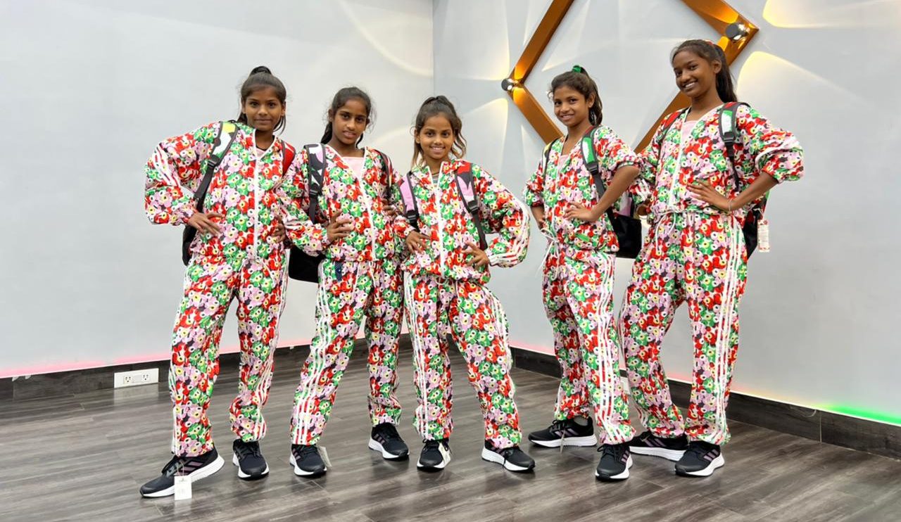 Nora Fatehi gifts dancing gear to underprivileged contestants on her show Dance Deewane Junior!