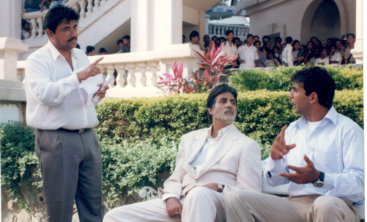 Amitabh Bachchan and Akshay Kuy starrer ‘Ek Rishtaa – The Bond of Love’ completes 21 years!