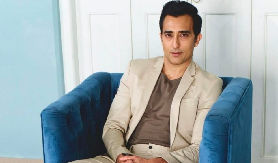 Rahul Khanna informs, “Cottonworld’s new film titled ‘It’s my nature’ is narrated by me”!