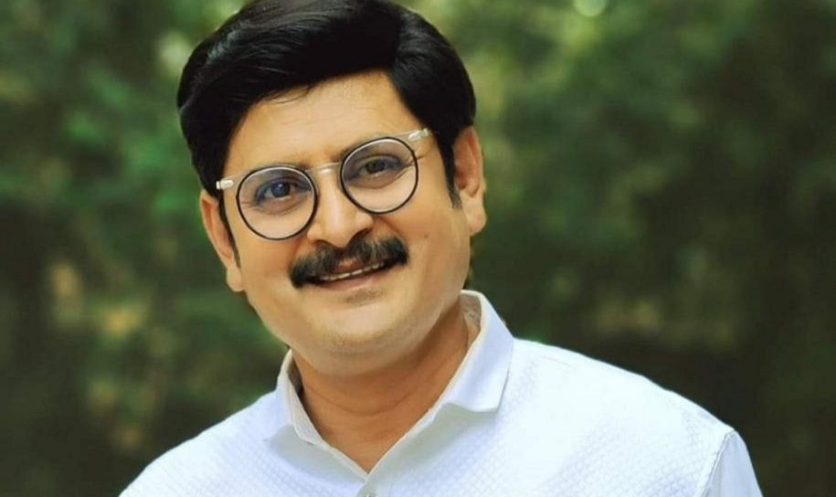 &TV artists talk about the unique story behind their names!