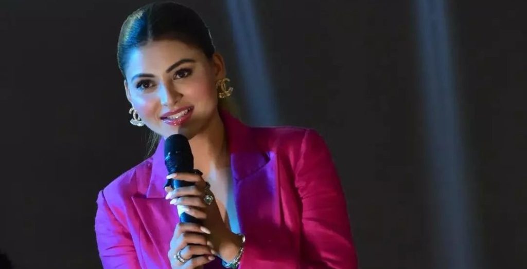 Fans Shout “Rishabh Pant”, Urvashi Rautela gives an interesting reaction!