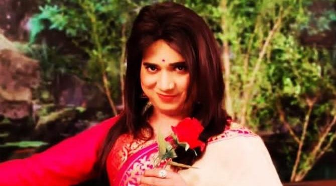 Check out small screen’s Drags!