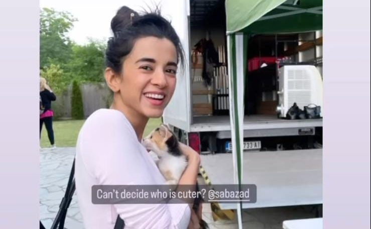 Rocket Boys actress Saba Azad shares her Funtime from the sets of her upcoming project ‘Minimum’!