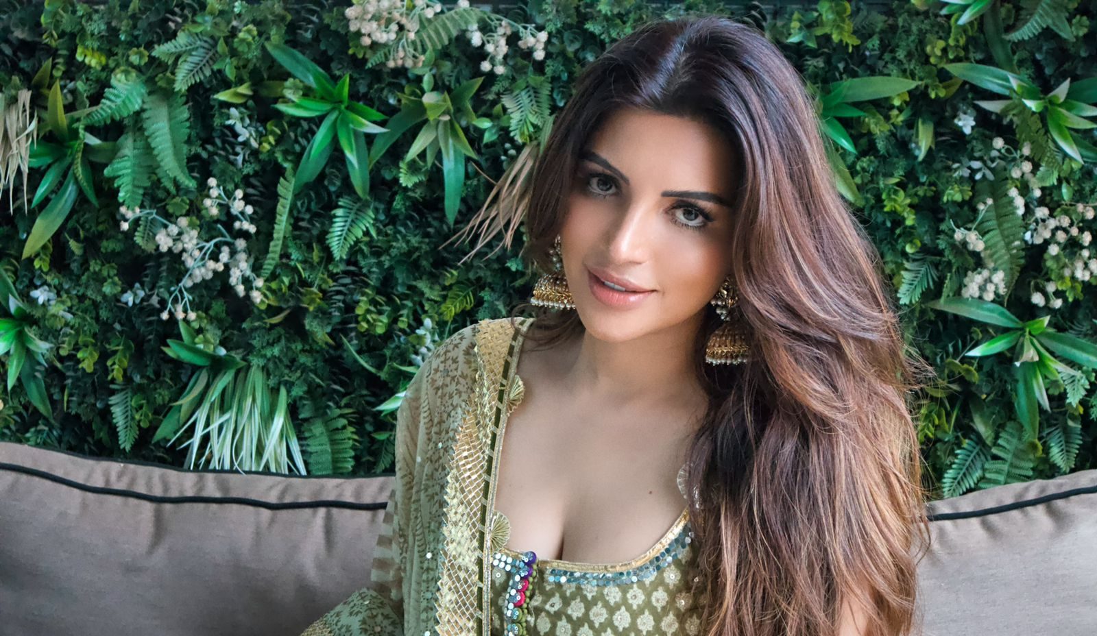 Shama Sikander believes that festivals demand that quality time be spent with family!
