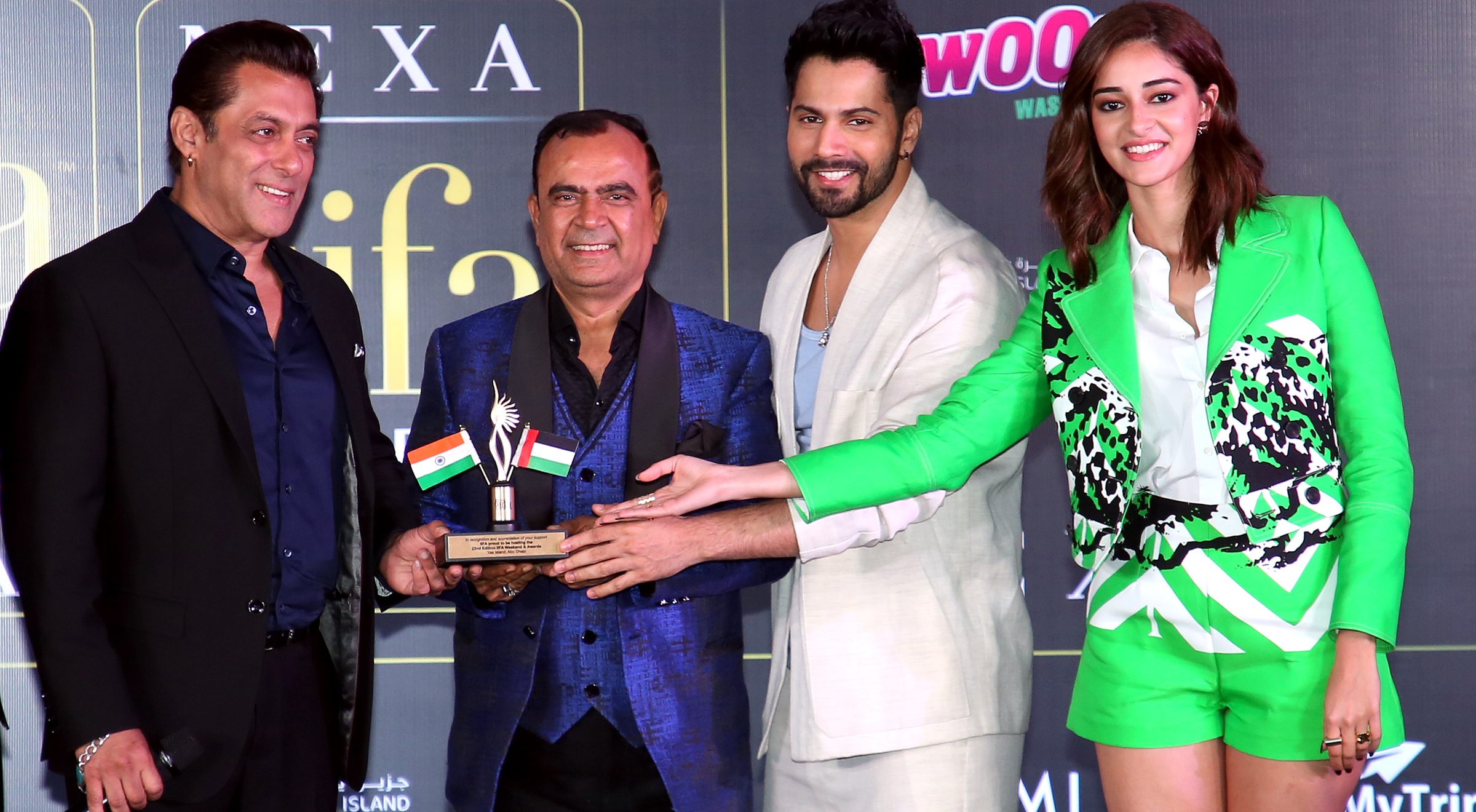 “It felt great to receive IIFA  trophy from Salman Bhai”, expresses outdoor media mogul Dr. Yogesh Lakhani!
