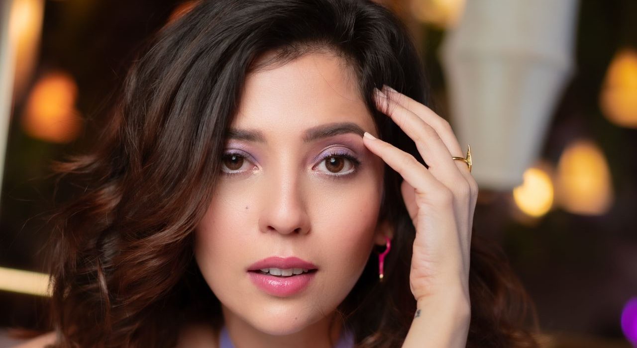 Barkha Singh is ecstatic sharing screen space with Madhuri Dixit in ‘Maja Maa’!