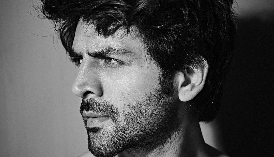 Kartik Aaryan still has his foot grounded in his roots!