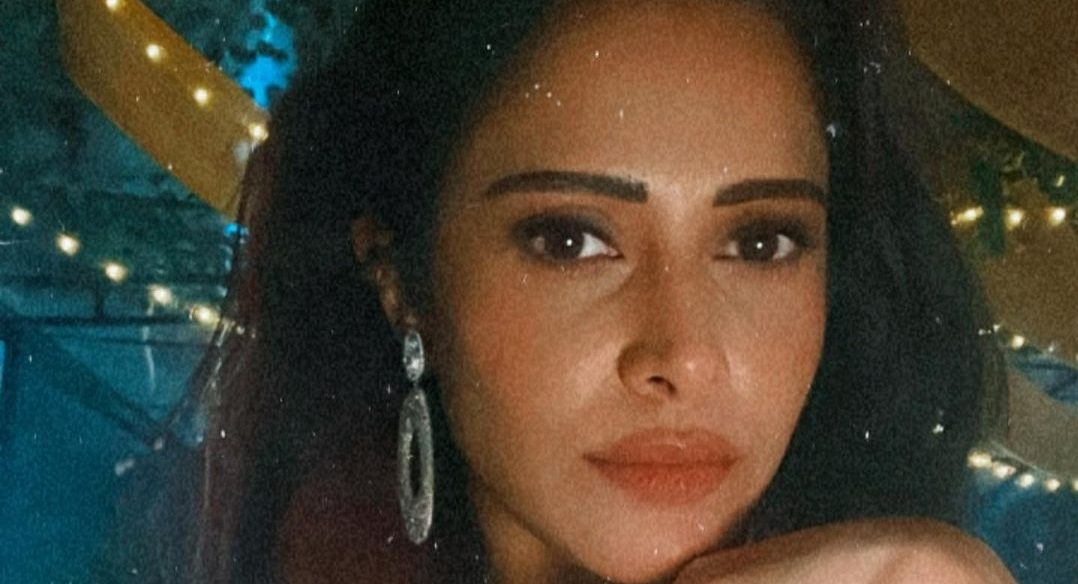 After returning from Uzbekistan Nushrratt Bharuccha gets a warm welcome from her furballs!