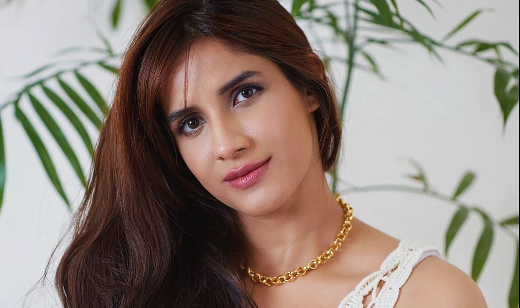 “Shiksha Mandal” actor Shivaani Singh expresses, “I am thrilled and grateful that the audience is loving my performance”!