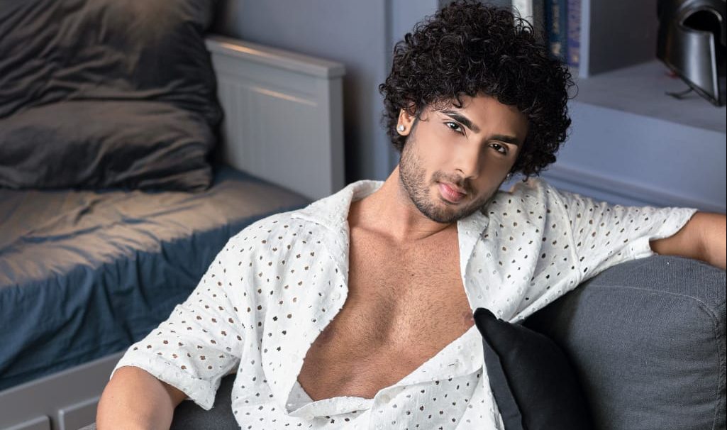 Debutant actor Lakkshey Dedha says, “‘Hindutva’ propagates the idea of love, friendship, and brotherhood”!