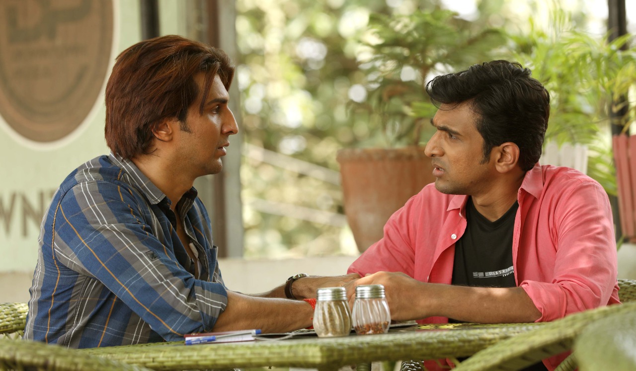 ‘Kahani Rubberband Ki’ debutant actor  Manish Raisinghan says, “Both mediums have been a great learning experience for me”!