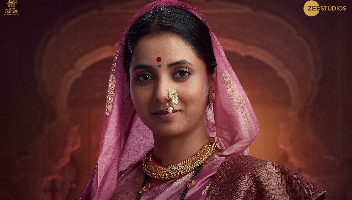 Two most dynamic queens from ‘Har Har Mahadev’, Amruta Khanvilkar and Sayli Sanjeev, posters out!