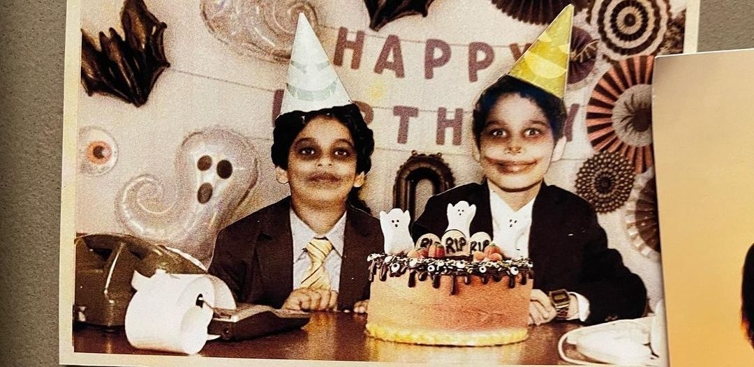 Checkout the fun banter between Gullu-Major from ‘PhoneBhoot’!