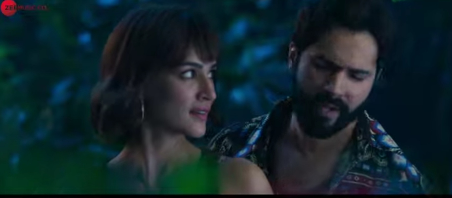 Check out Varun Dhawan and Kriti Sanon’s heartwarming chemistry in ‘Apna Bana Le’ from Bhediya!