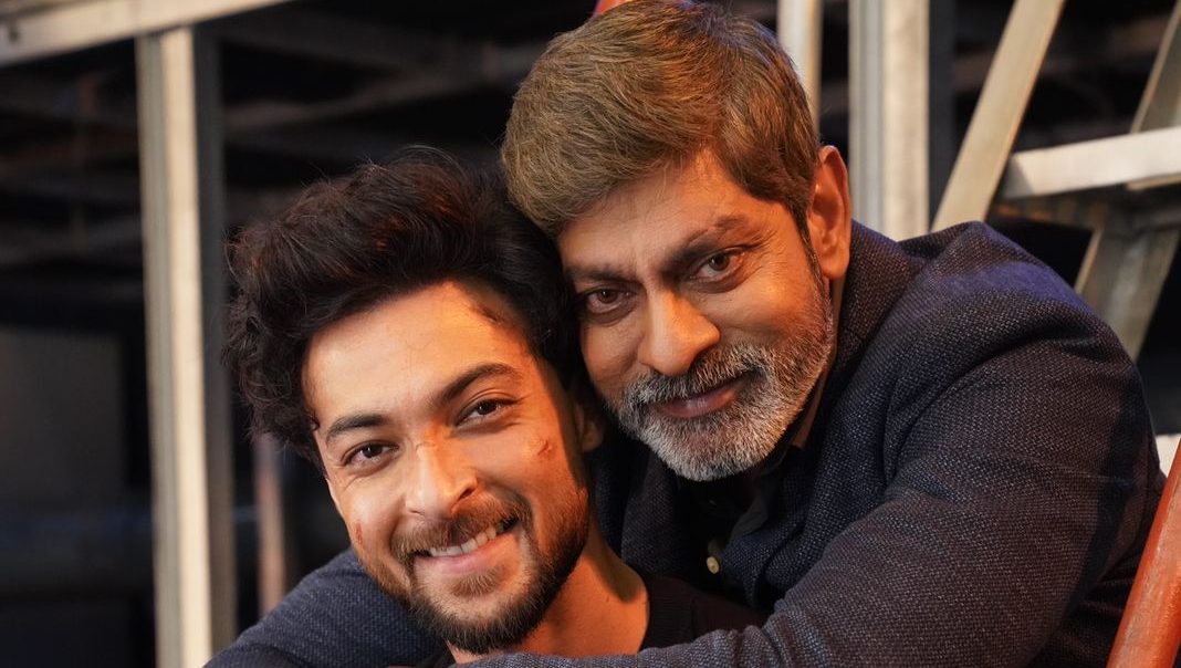 Aayush Sharma welcomes Jagapathi Babu to ‘AS04’!