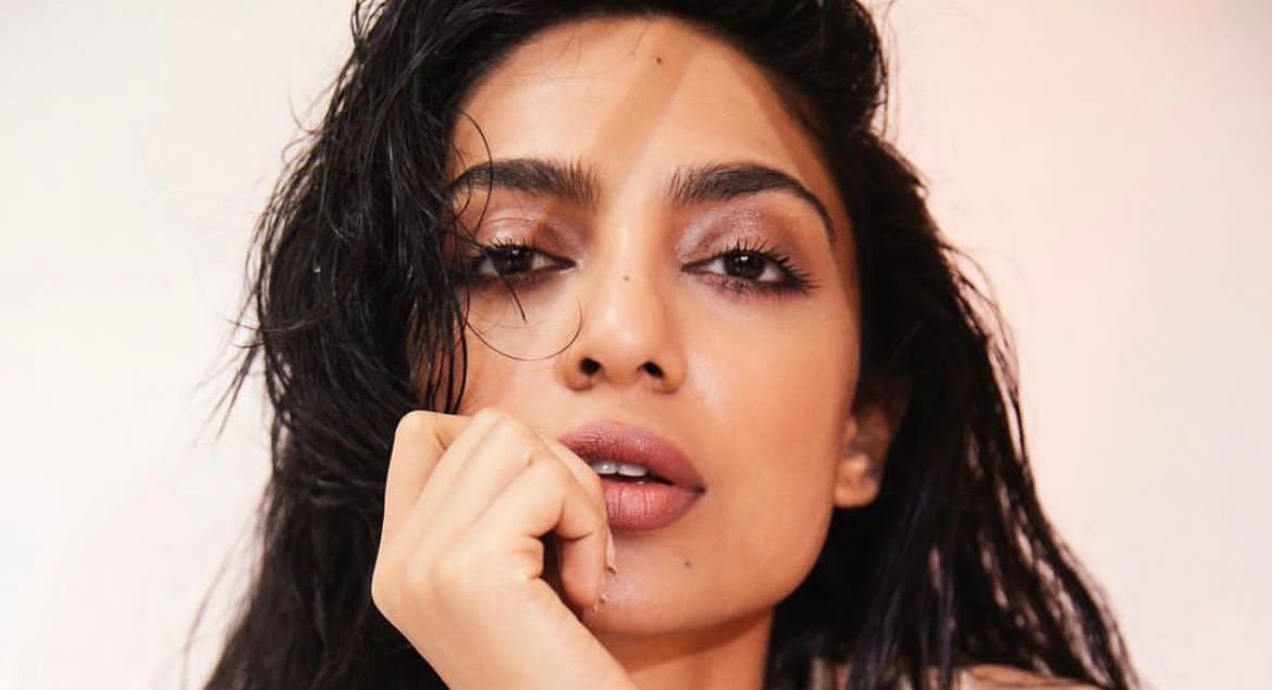 Be it any attire, ranging from bikini to saree, Sobhita Dhulipala always dazzle!