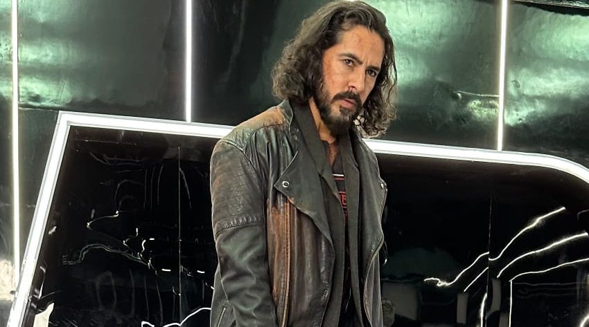 Dino Morea is all set to make his Telugu debut with a spy thriller “Agent”!