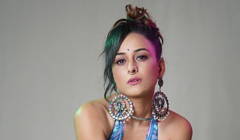 Sneha Jain opines, “It is important for us to understand that daughters are blessings”!