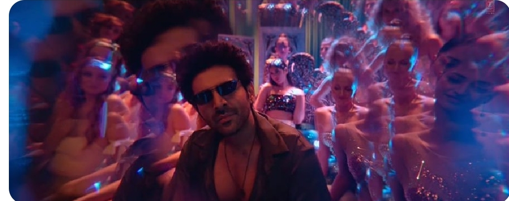 Kartik Aaryan starts 2023 with a bang, tops social media trends!