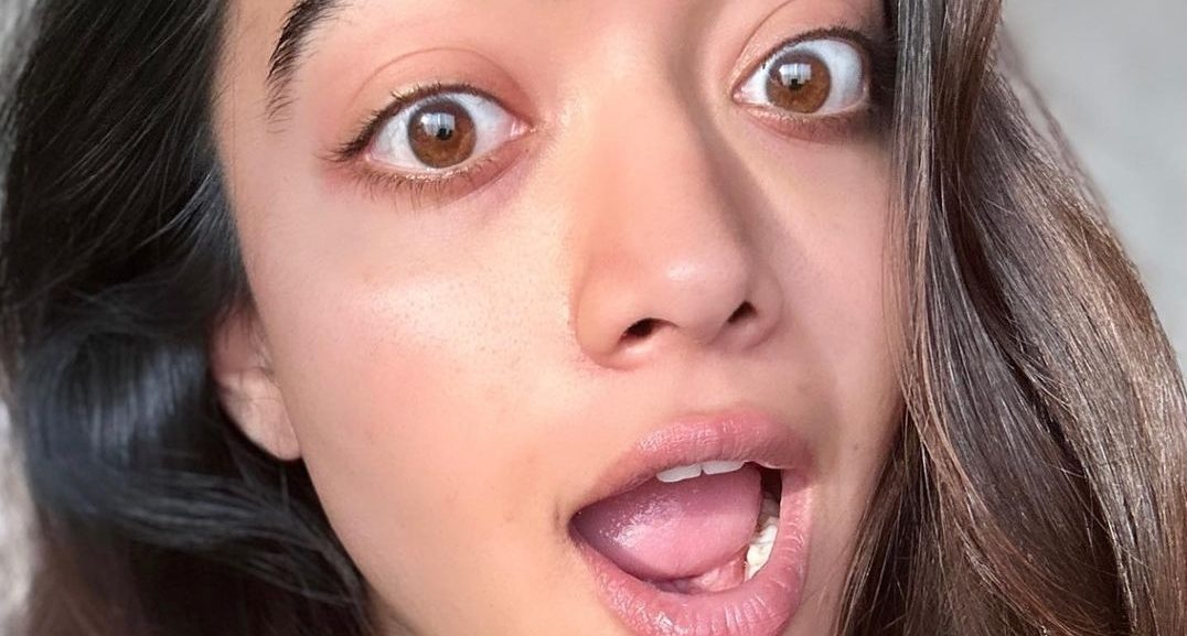 Rashmika Mandanna showered kisses on her fans!