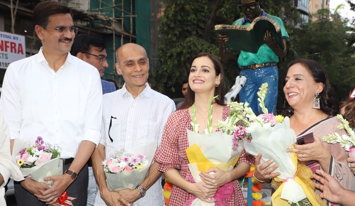 Sangeeta Babani’s ‘Quest for Knowledge’ sculpture promotes  the idea of ‘education for all’, inaugurated by Dia Mirza!