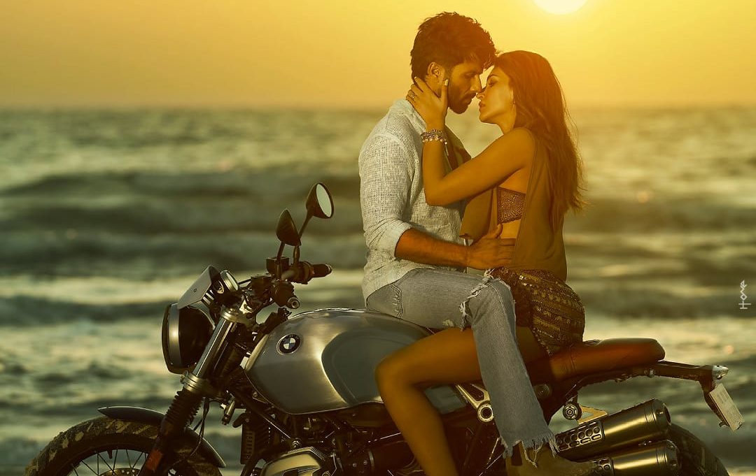 The untitled film, starring Shahid Kapoor-Kriti Sanon, will hit cinemas this October!