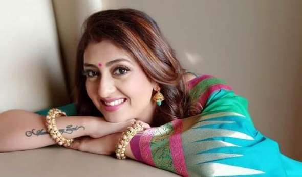 Juhi Parmar makes her OTT debut with the new season of ‘Yeh Meri Family’!