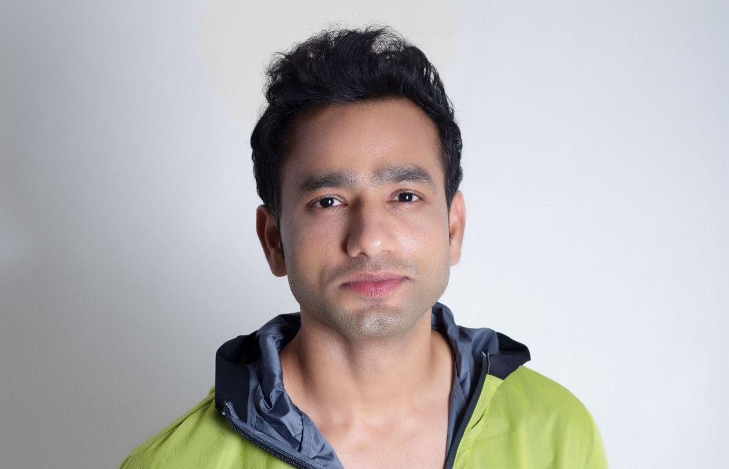 “It’s always enticing to know what is happening in others’  personal space, especially stars,” says Harjinder Singh!