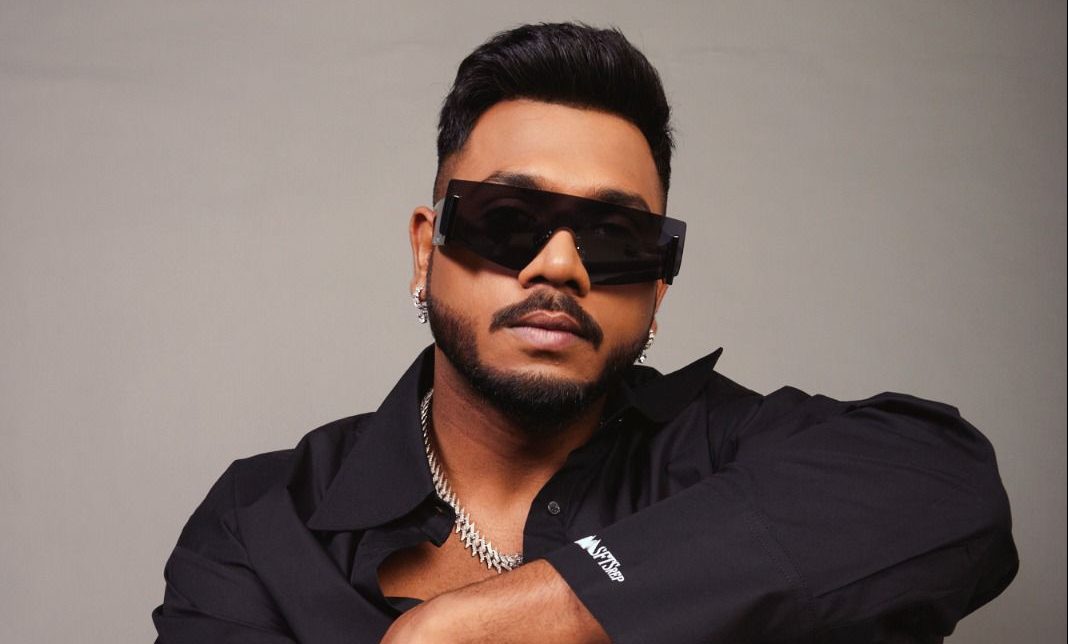 ‘Champagne Talk’, the world tour will have King perform at different places all around the globe!