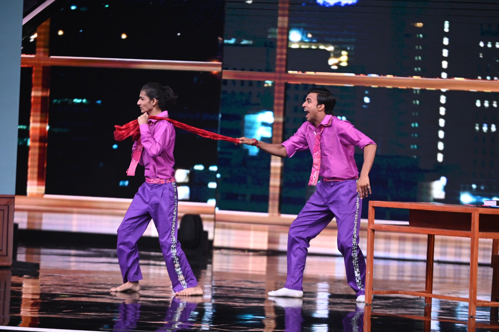 IBD3’s Aniket Chauhan mesmerises everyone in ‘Super Hit Sunday With Sanu Da’!