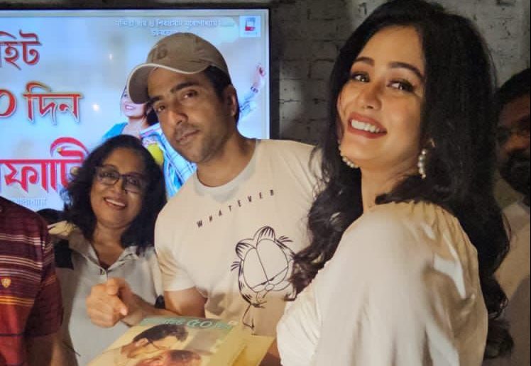 Ritabhari Chakraborty’s “Fatafati” completes 50 days in theatres!