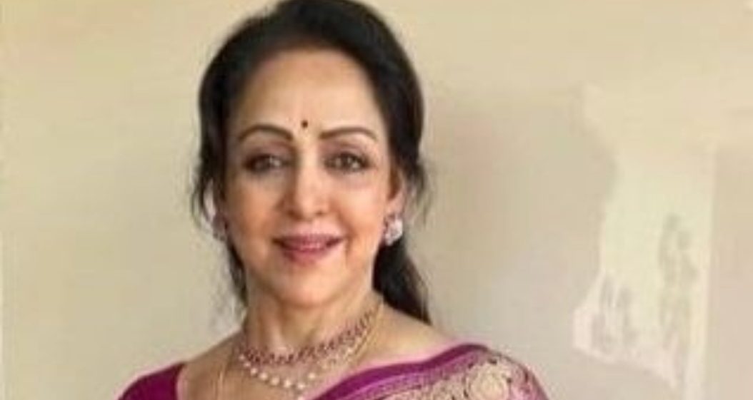Is the OG Dream Girl Hema Malini making a cameo in Dream Girl 2?