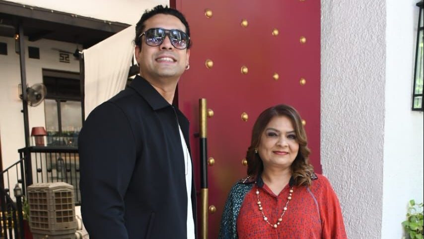 Jubin Nautiyal meets matchmaker Sima Taparia!