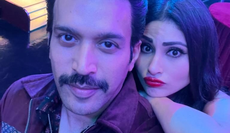 Sultan of Delhi actor  Anjumm Shharma says, “Mouni and I bonded over movies, philosophy, food, fitness & travel”!