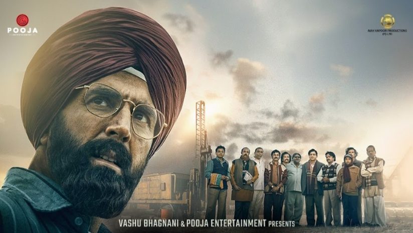For rave reviews, Akshay Kumar gives full credit to Mission Raniganj director Tinu Desai!