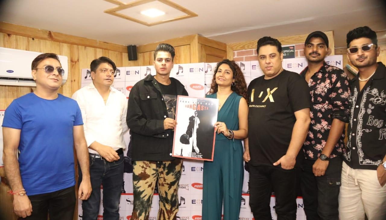 Rap song ‘Feel Like AAA Gangsta’ by Shatrunj talks about th e self-attitude of not living in fear of anyone in society!