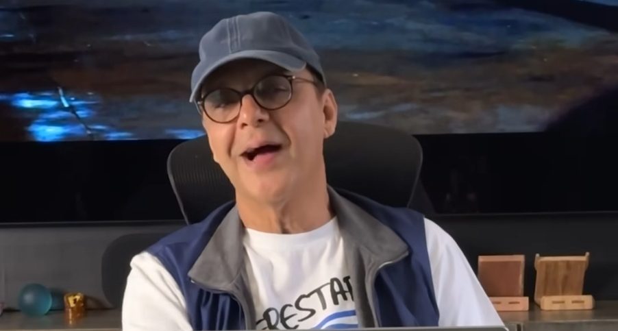 Funny but true! Director Vidhu Vinod Chopra gave a voice over of a Dog for ’12th Fail’!