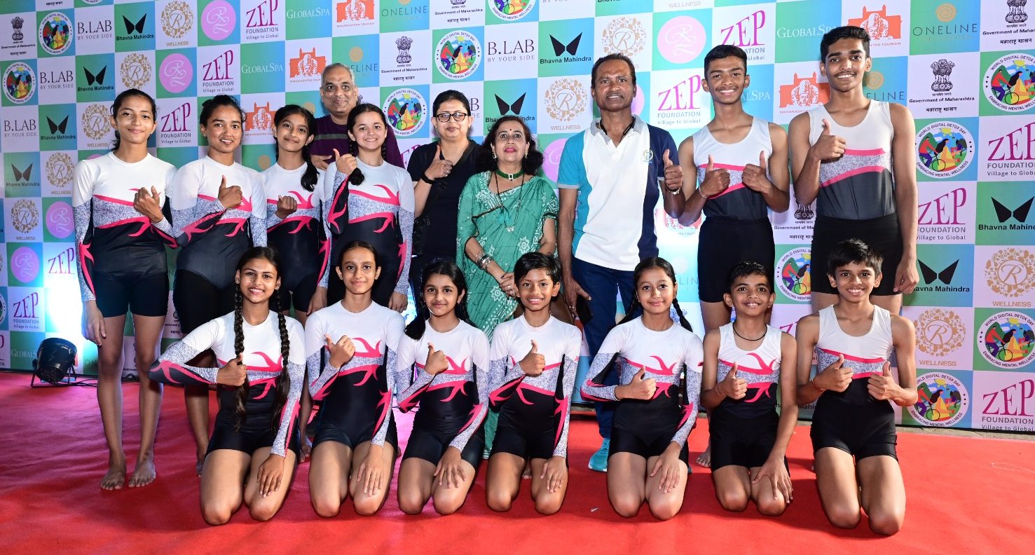 World Digital Detox Day and Celebrity Icon Awards held at Mumbai’s Gateway of India!