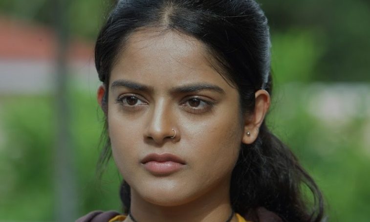 “For 3 page monologue, I woke up at around 3 am to study”, says Riddhi Kumar of ‘Hack Crimes Online’!