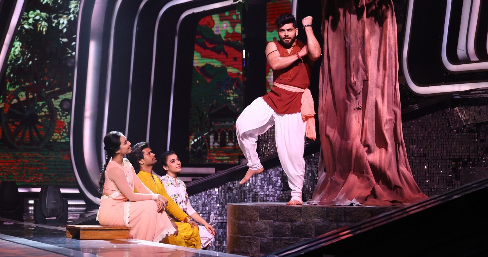 Actor Prince Narula shares a special bond with Shiv Thakare on JDJ!