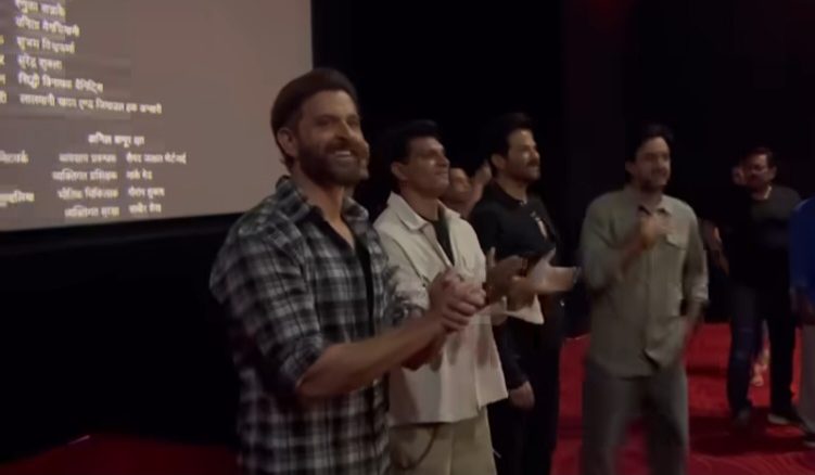 Fighter team including Hrithik Roshan, Anil Kapoor, Siddharth Anand surprise fans visiting a theatre!