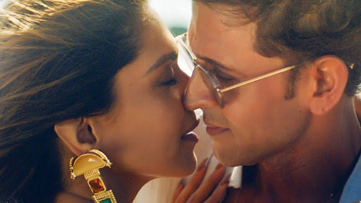 ‘Bekaar Dil’, a new romantic song, added to the theatrical version of Fighter!